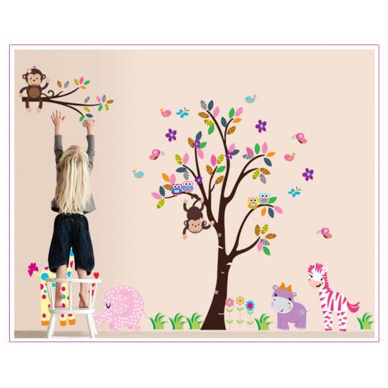 Sticker decorativ, copacel cu animalute 180 cm, 57STK