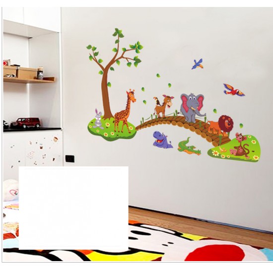 Sticker decorativ , podul cu animalute 135 cm, 96STK
